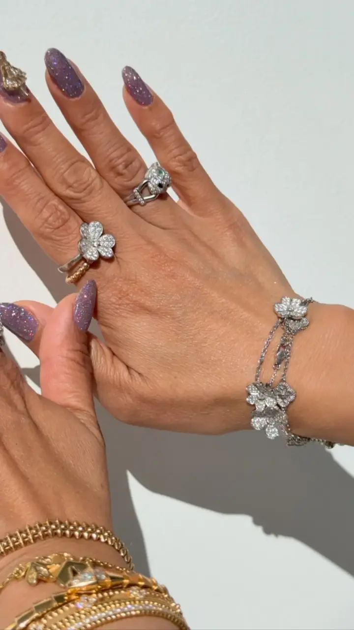Laura Beverly Nails manicure